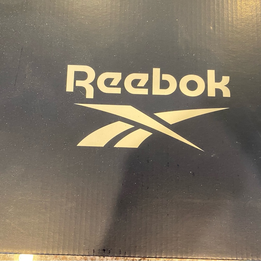 Women’s Reeboks - Picture 5 of 5